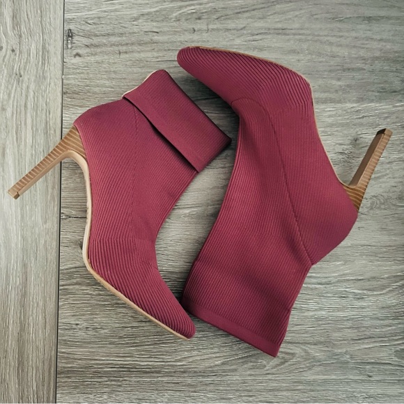 Journey Collection Pull On Ribbed Bootie Size 12 - Picture 3 of 5